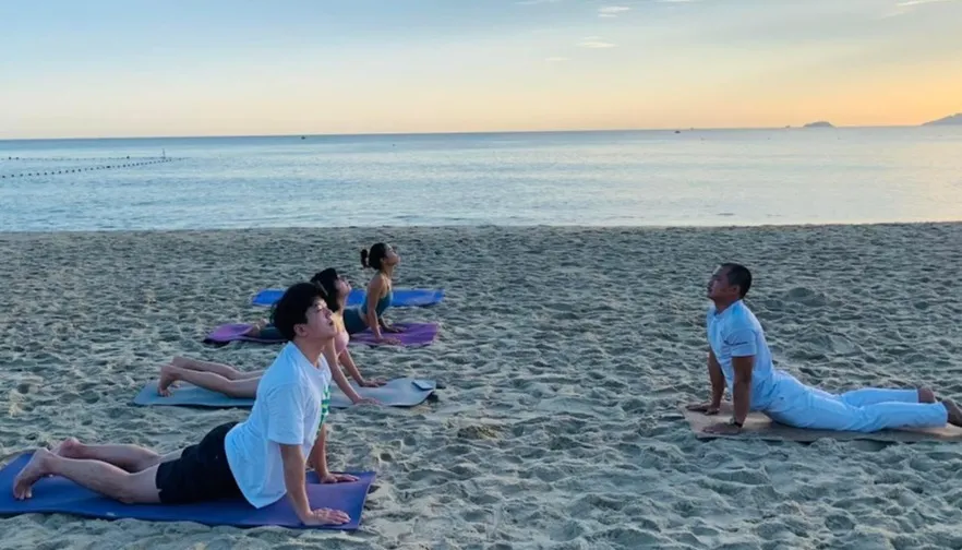 HA-WELLNESS-BEACHFLOW-01