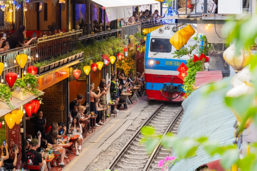 8-Day Journey Through Vietnam’s Most Memorable Experiences
