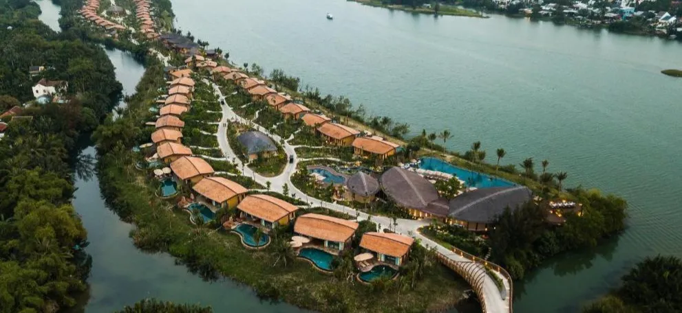 Namia River Retreat