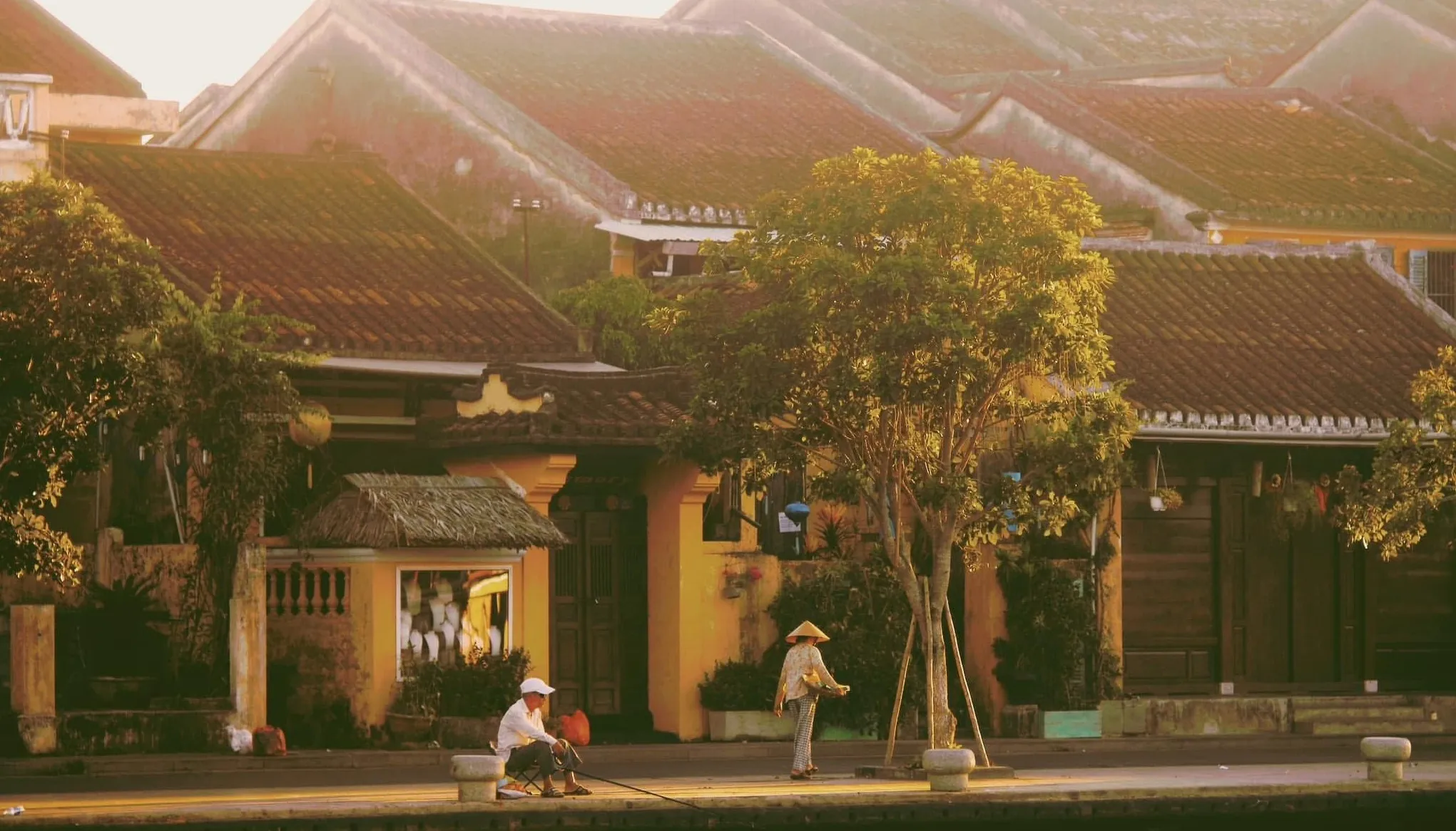Hoi An Sunset Delight Food Tour – Eat Like A Local