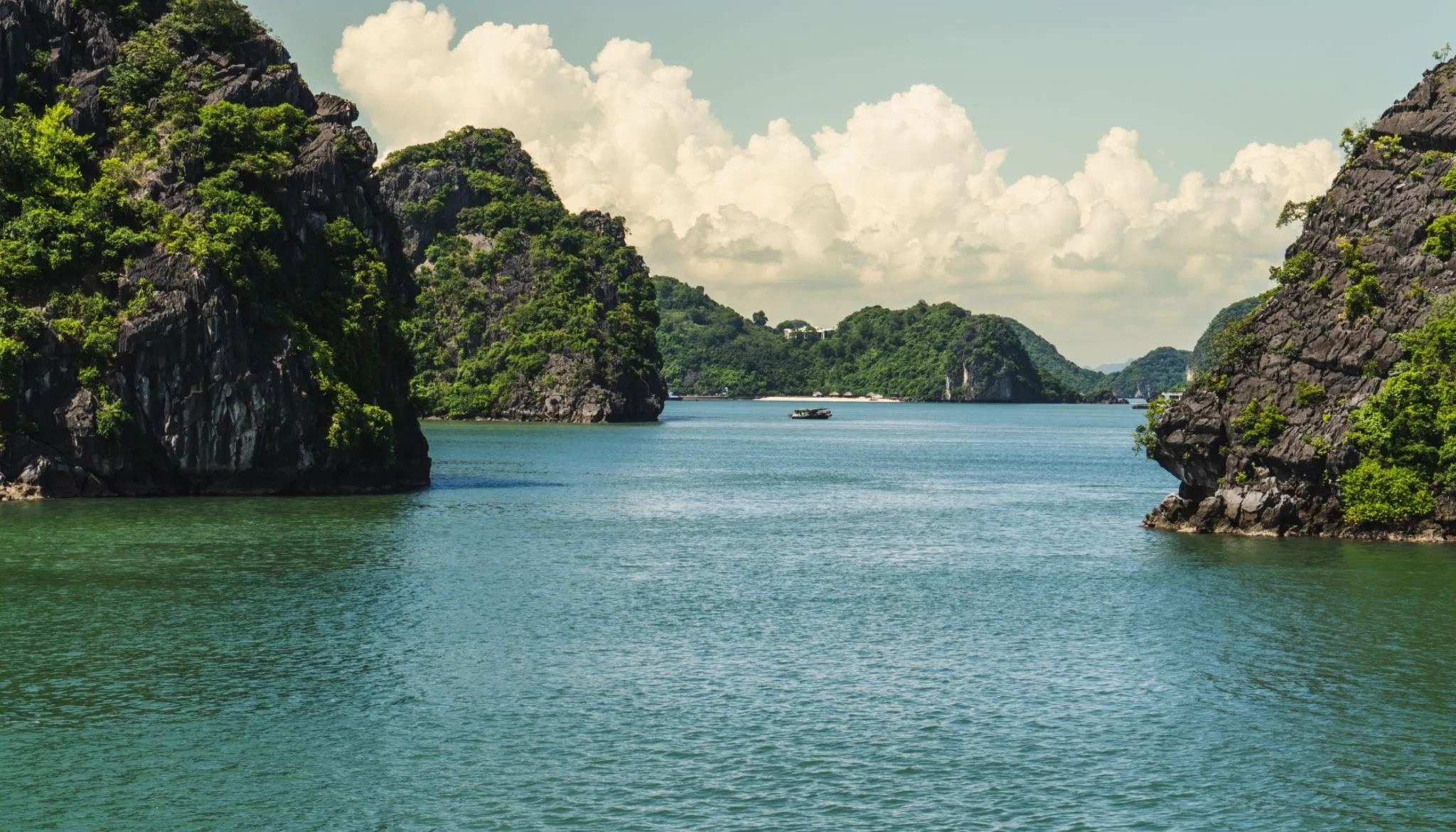 Vietnam Heritage, Nature & Cultural Journey